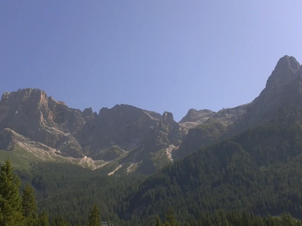 Ostello Sanmartino San Martino Di Castrozza Exterior foto