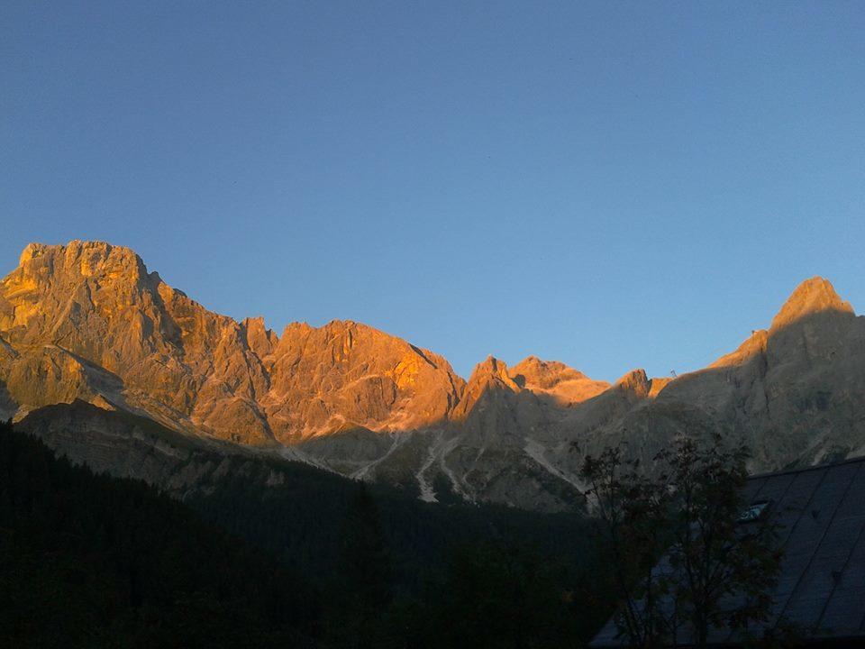 Ostello Sanmartino San Martino Di Castrozza Exterior foto